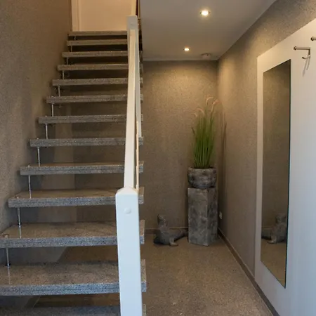 Апартаменты Deichhaus Oben Норден